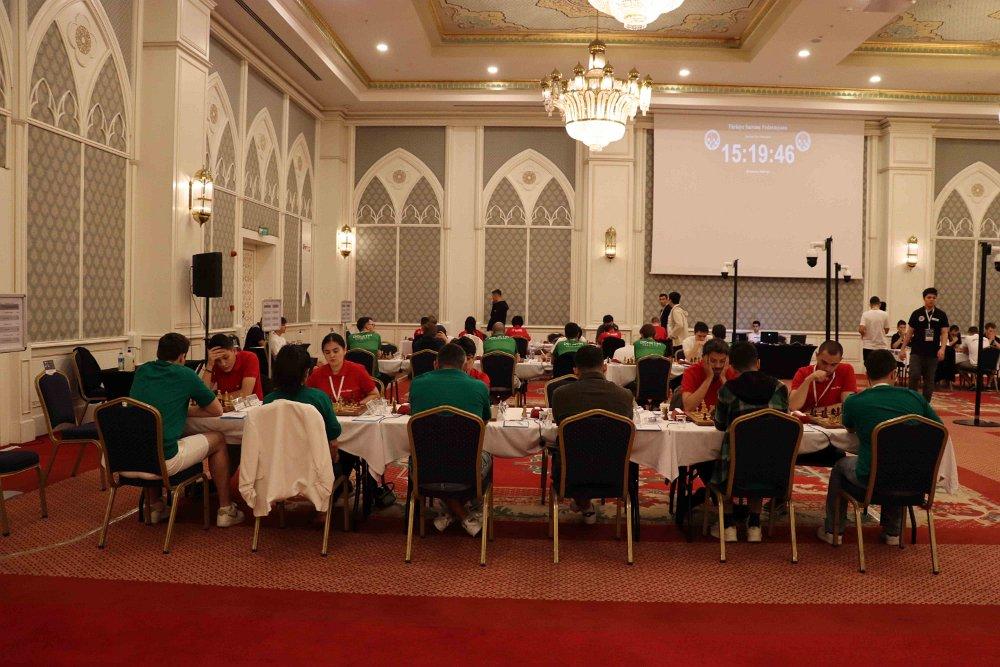 Türkiye İş Bankası Satranç Süper Ligi'nin İlk Yarısı Geride Kaldı